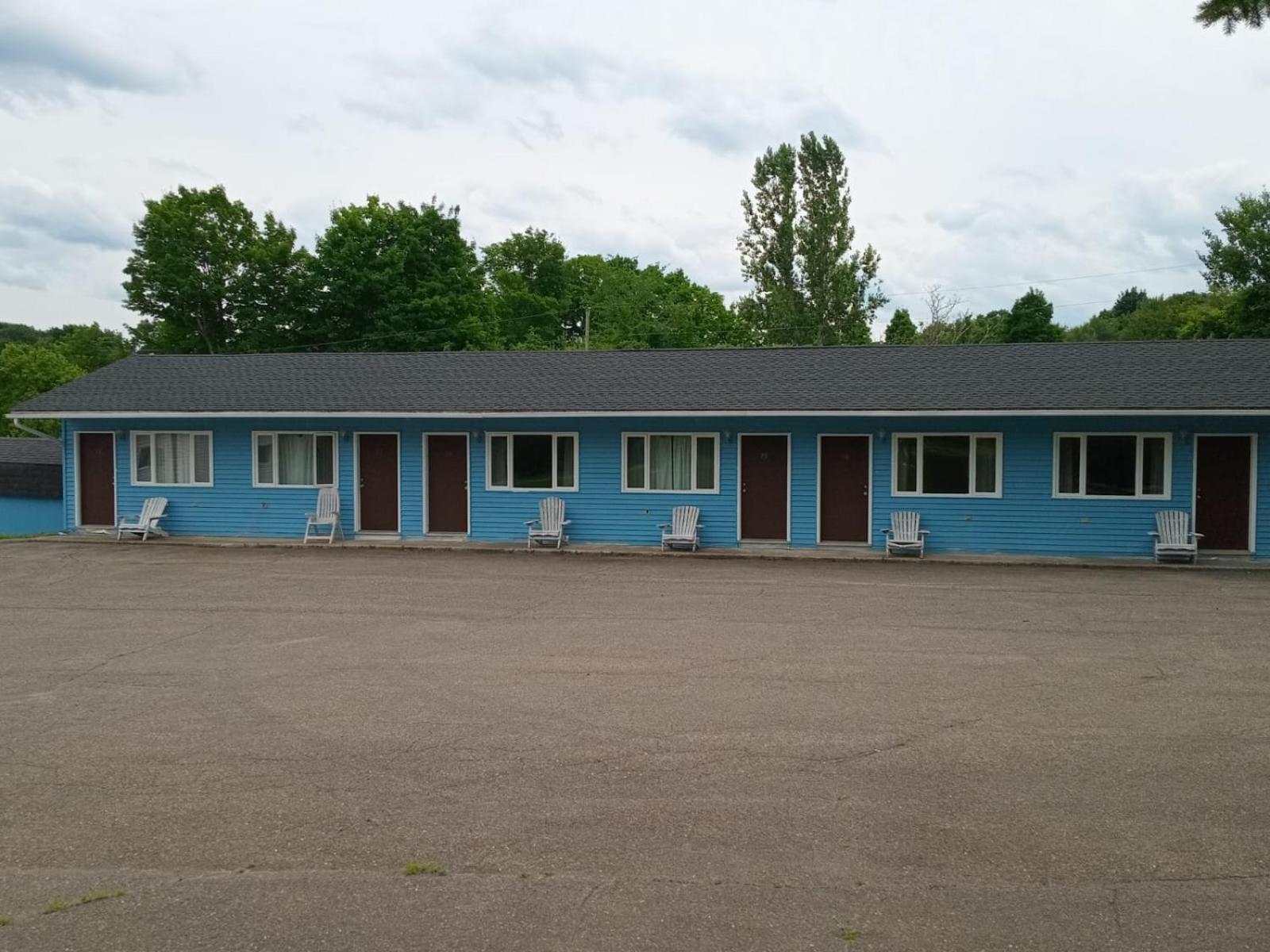 Stiles Motel Hill View Вудсток Екстер'єр фото