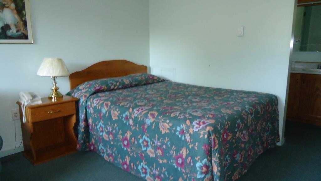 Stiles Motel Hill View Вудсток Номер фото